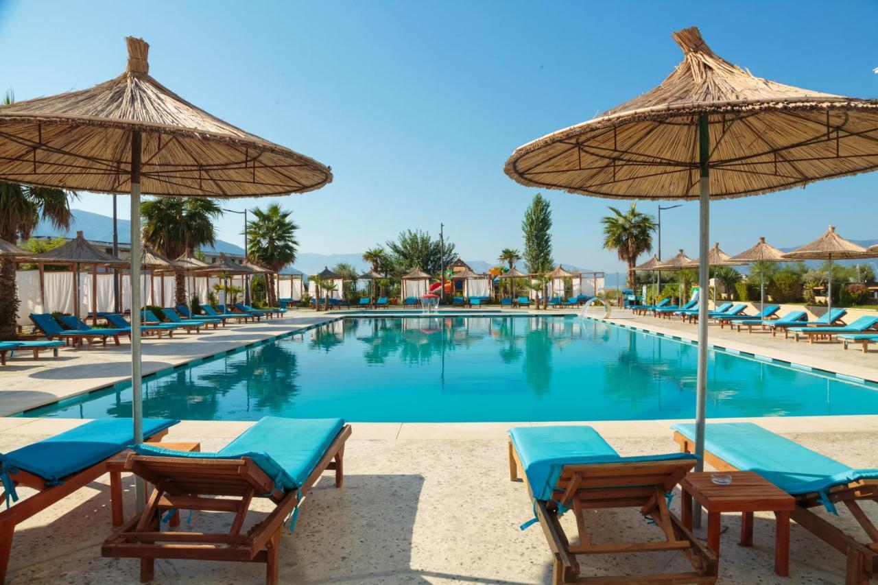 Kraal Hotel Vlorë Eksteriør billede